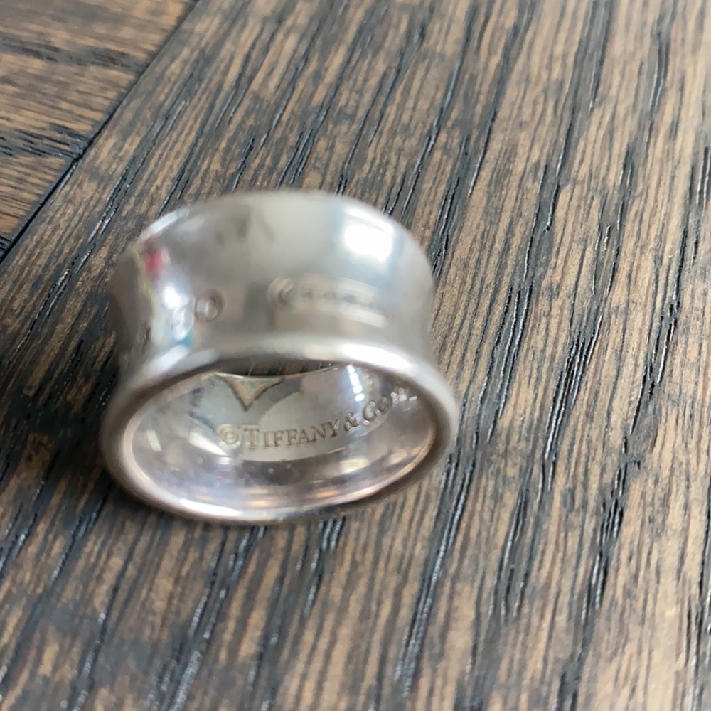 Ring - Picture 2 of 4